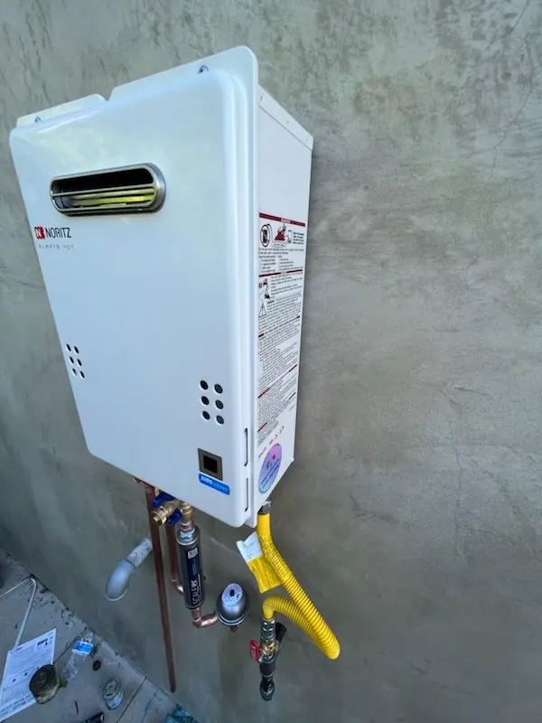 Tankless water heater installation for Keokuk homes